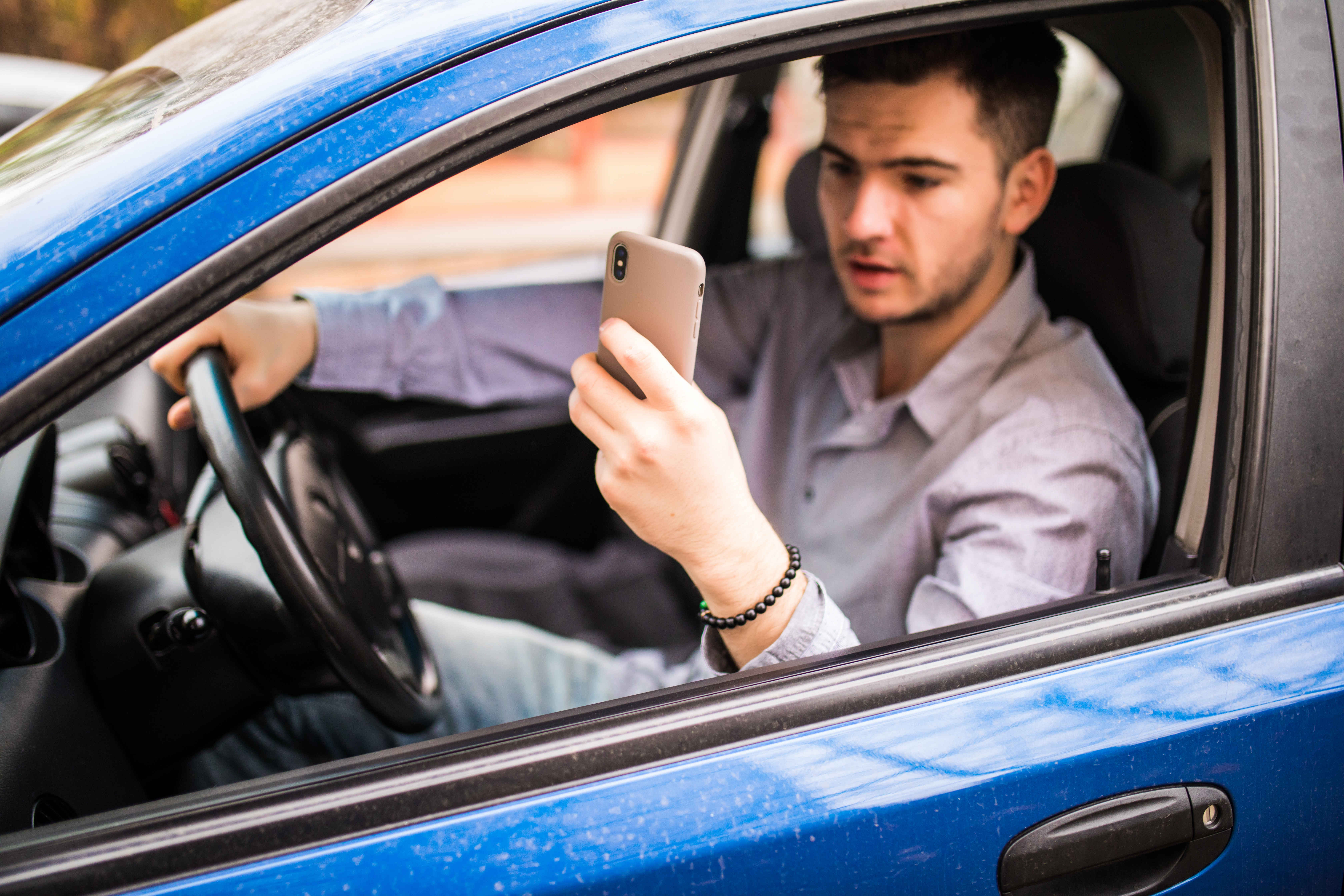 Why Should I Avoid Using A Cell Phone While Driving?