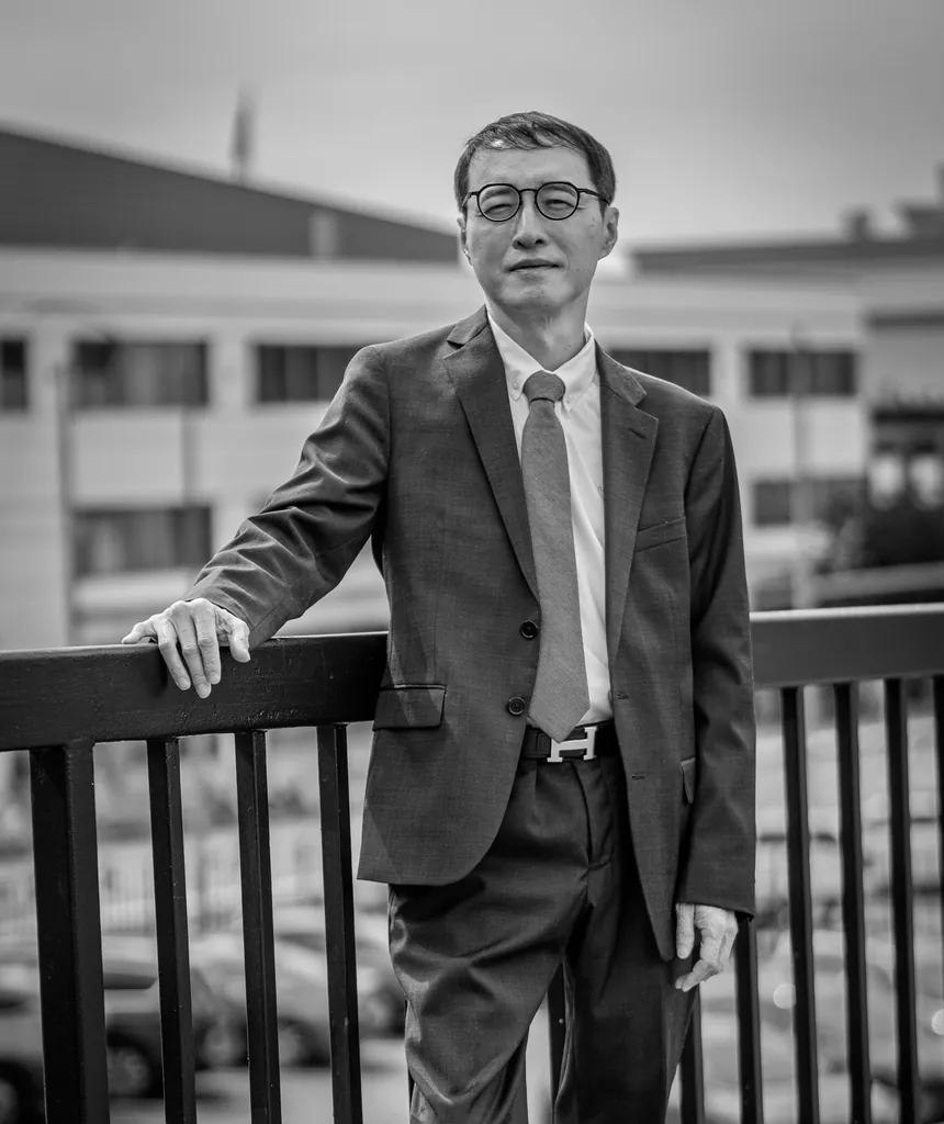 Attorney Chong Ye, Tacoma truck accident lawyer